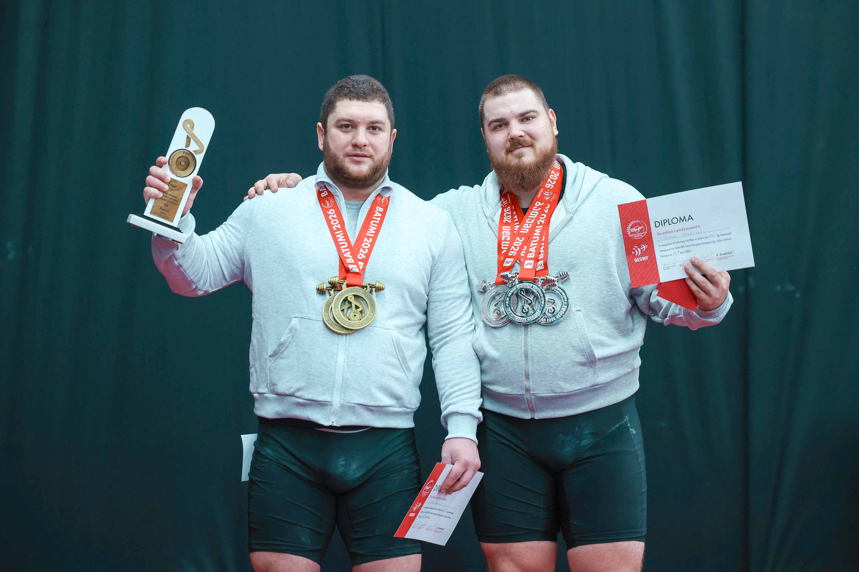 Чемпионы. Рекордсмены. Призеры