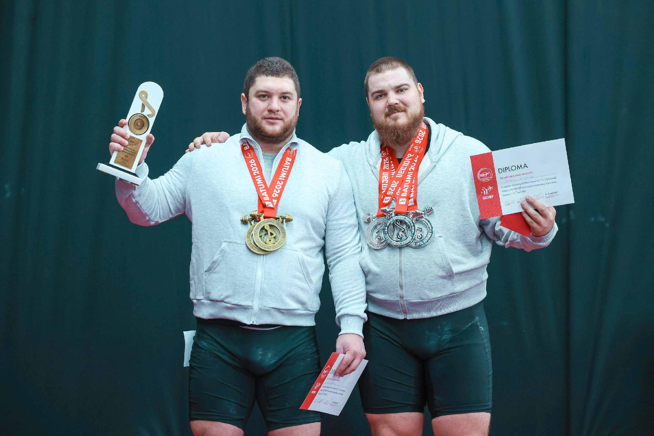 Чемпионы. Рекордсмены. Призеры