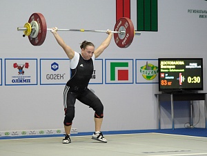 Женщины 71