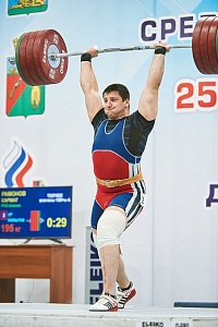 Мужчины 109+