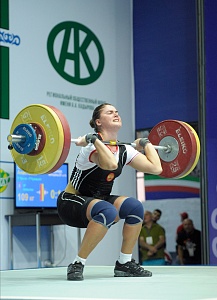 Женщины 81