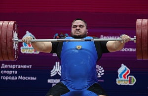 Мужчины 109+