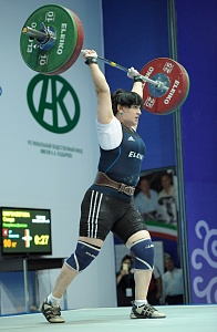 Женщины 87