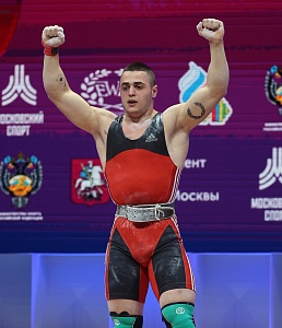 Мужчины 81