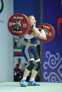 Женщины 76