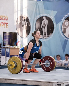 76, 81 кг женщины