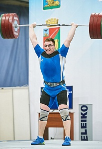 Мужчины 109+