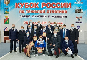 Мужчины 109+