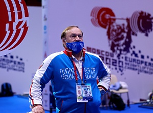 Мужчины 109+