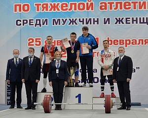 Мужчины 61