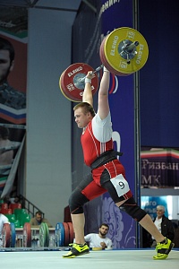 Мужчины 109+