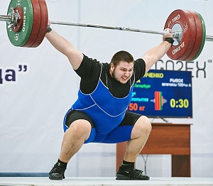 Мужчины 109+