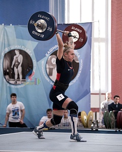 76, 81 кг женщины