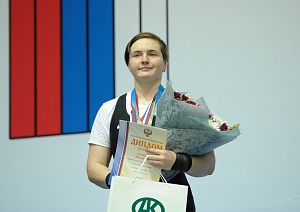 Женщины 87