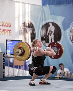 76, 81 кг женщины