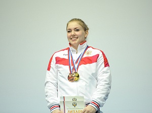 Женщины 76