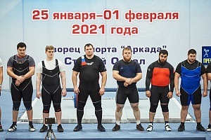 Мужчины 109+