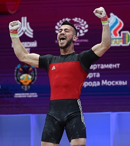 Мужчины 61