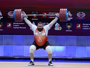 Мужчины 109+