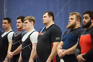 Мужчины 109+