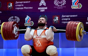 Мужчины 109+