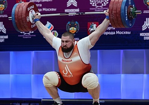 Мужчины 109+