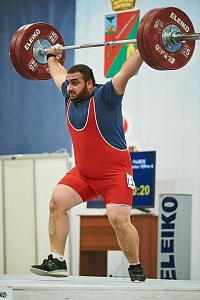 Мужчины 109+