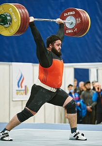 Мужчины 109+