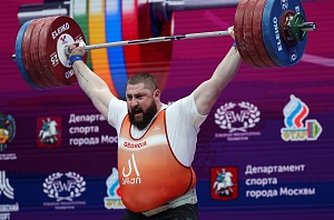Мужчины 109+