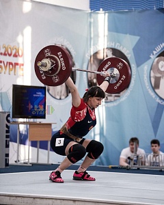 76, 81 кг женщины