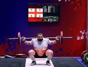 Мужчины 109+