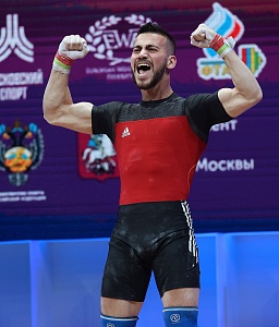Мужчины 61