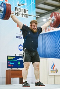 Мужчины 109+