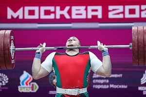 Мужчины 102