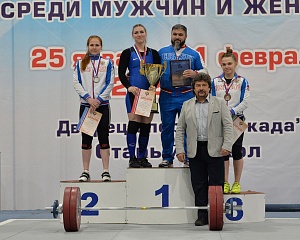 Женщины 64