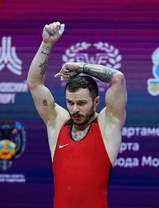 Мужчины 61