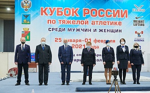 Мужчины 109+